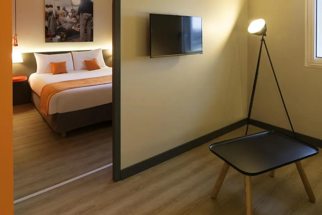 Ibis Styles Lyon Centre Confluence Hotel 3*,