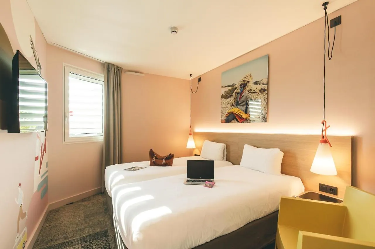 Hotel Ibis Styles Lyon Centre Confluence 3*,