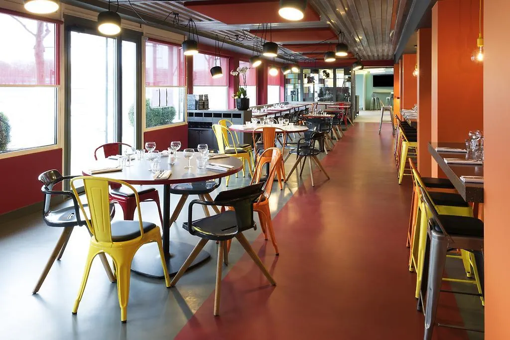 Hotel Ibis Styles Lyon Centre Confluence 3*,  Francia